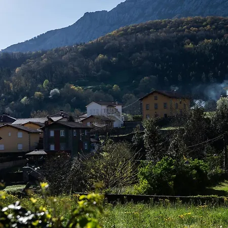 De 2 En La Naturaleza Del Rio Ason Διαμέρισμα Arredondo
